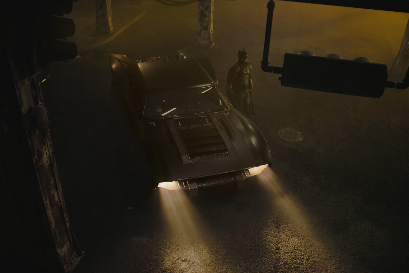 Matt Reeves Tunjukkan Tampilan Baru Batmobile dalam Film &#039;The Batman&#039;